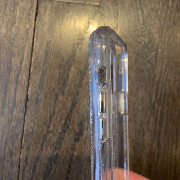 iPhone 11 Pro case - Picture 3 of 4